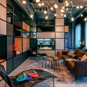 Moxy Milan Linate Airport 3* Segrate